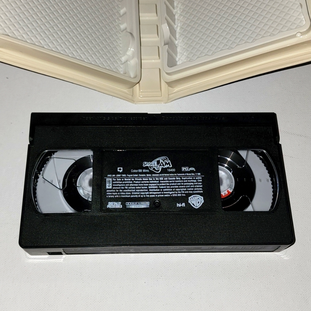 Space Jam Bundle 1996 - Space Jam (Clam) VHS Tape & Soundtrack CD - Picture 10 of 13